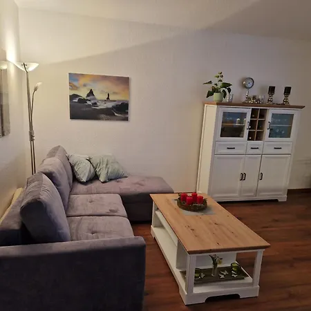 Nelly6 Apartment
